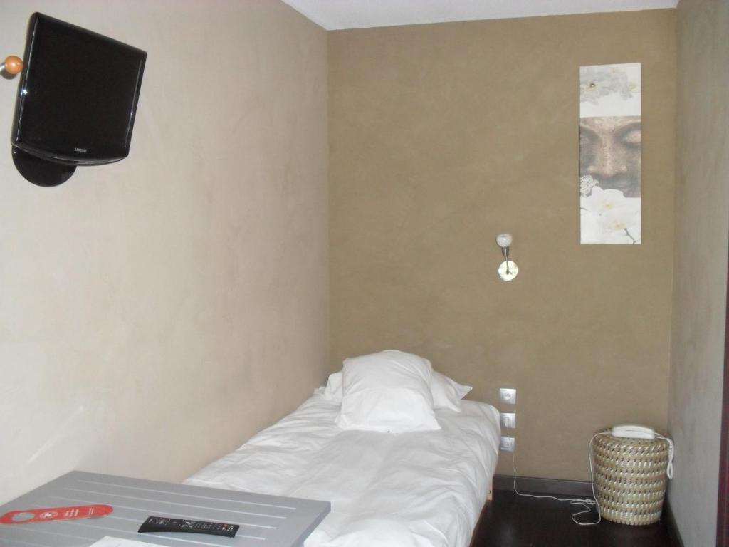 Hotel Evan Lempdes sur Allagnon ห้อง รูปภาพ
